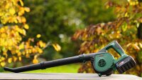 Bosch Akku-Laubbläser UniversalLeafBlower 18V-130